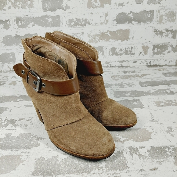 BCBG Tan Leather Block High Heels Buckle Ankle Boots V674 - Picture 4 of 13